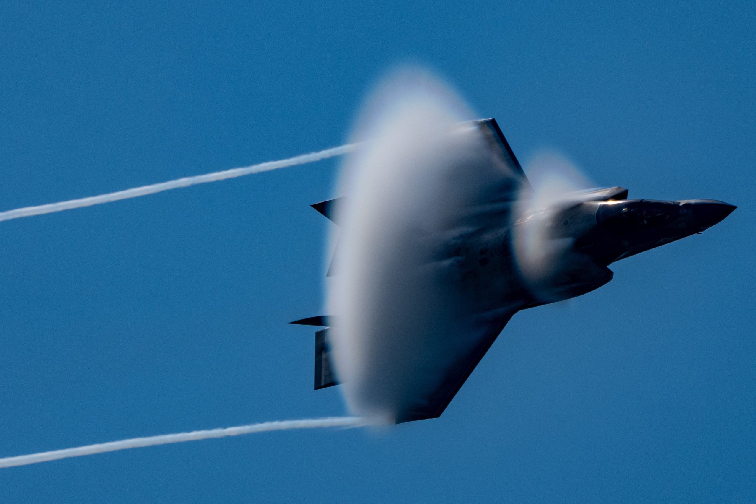 the-world-is-plunging-into-a-dangerous-spiral-of-military-spending