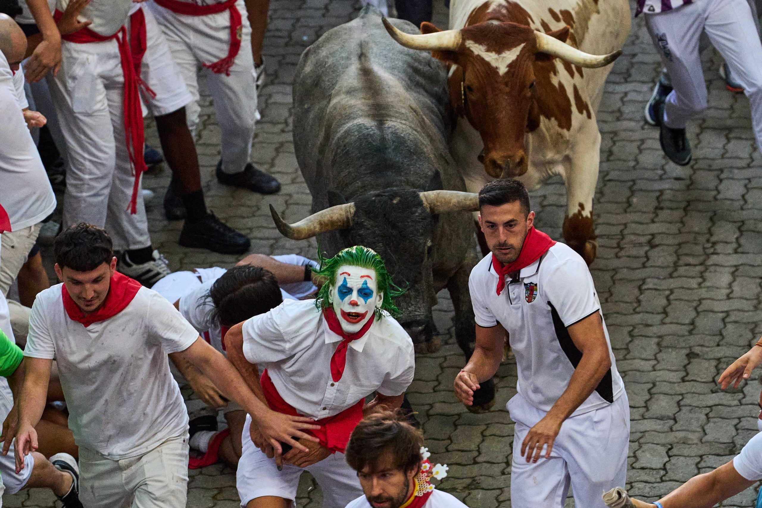 the-joker-of-san-fermin:-a-villain-at-the-running-of-the-bulls