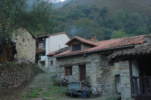 how-to-reach-this-remote-village-in-northern-spain-–-one-of-western-europe’s-last-towns-untouched-by-time-that-boasts-just-six-residents-today