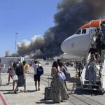 bordeaux-blaze-blinds-airport-with-forest-fire-and-smoke
