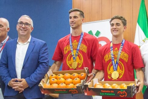 pictured:-spain’s-world-cup-winning-duo-honoured-by-andalucian-hometown-with-stadiums-named-after-them-–-and-their-weight-in-tomatoes