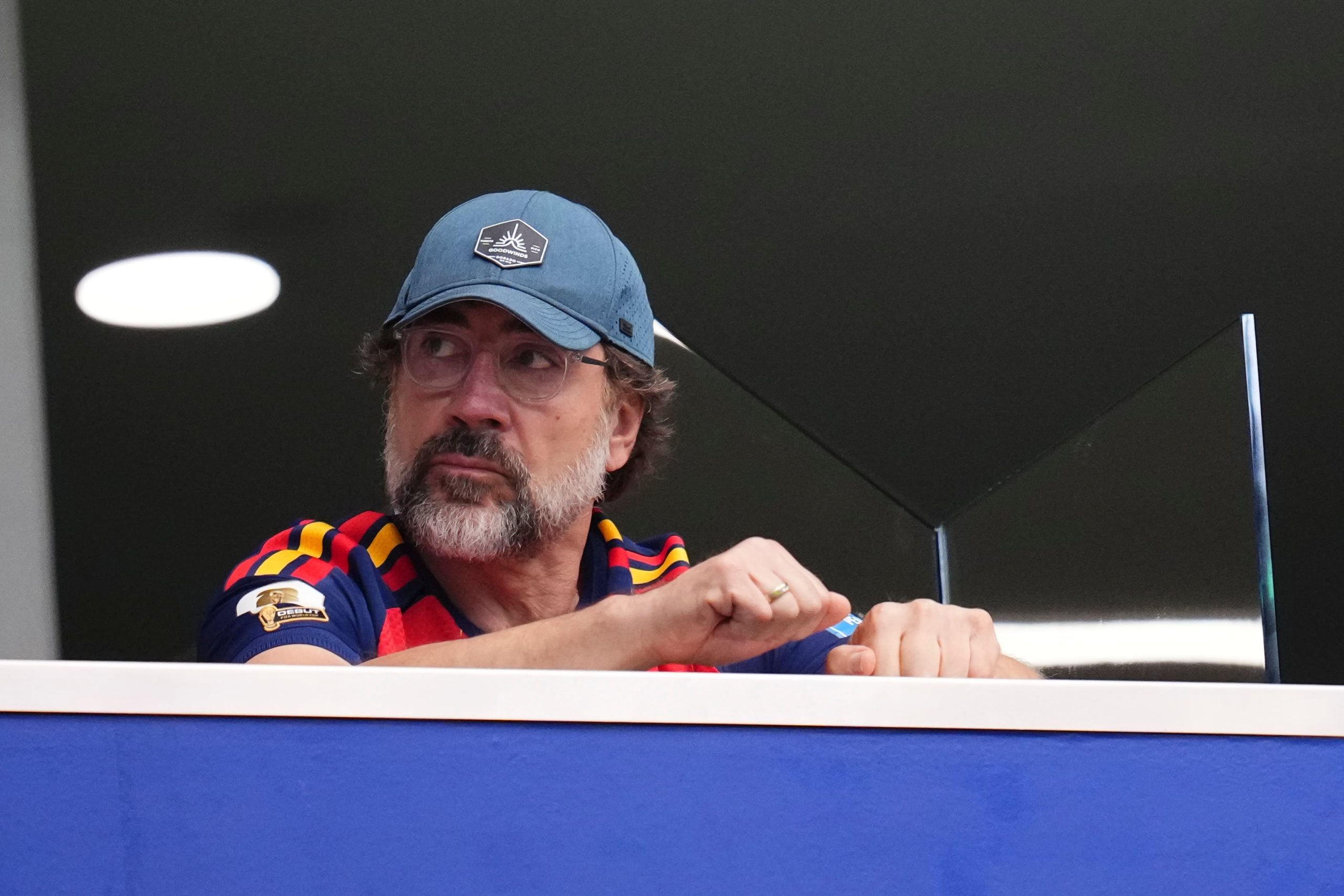 javier-bardem-addresses-controversy-around-the-world-cup-final:-‘milei-is-not-all-of-the-argentine-population’