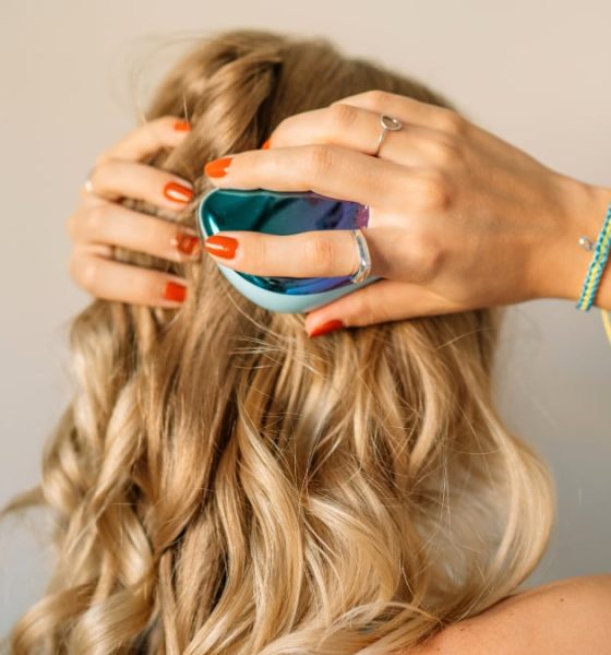 un-tangle-teezer-de-viaje:-el-cepillo-de-pelo-perfecto-para-tu-neceser-de-vacaciones