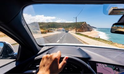antes-de-arrancar,-revisa-esta-lista:-10-basicos-para-llevar-en-el-coche-(incluida-la-luz-v-16)
