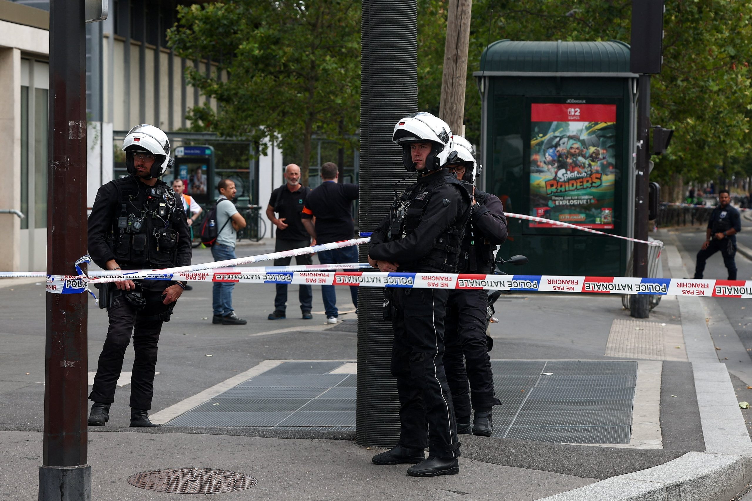 la-policia-francesa-detiene-a-un-hombre-tras-un-ataque-con-cuchillo-a-tres-mujeres-en-paris