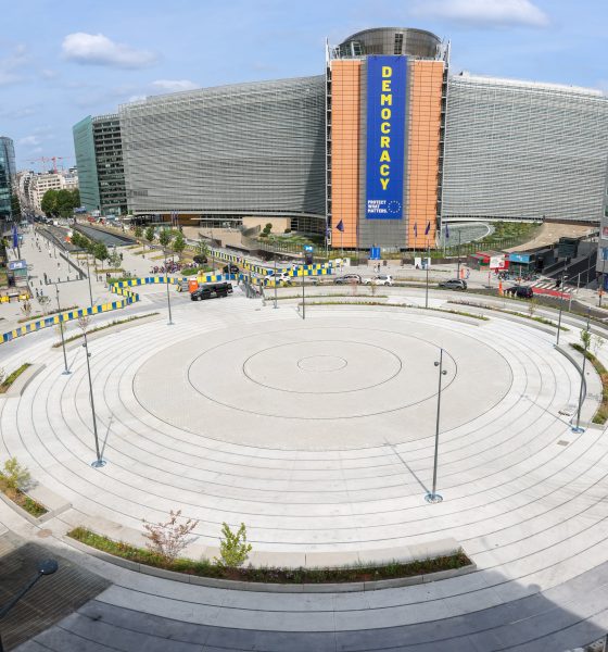 ‘the-largest-frying-pan-in-europe’-ignites-tempers-in-brussels