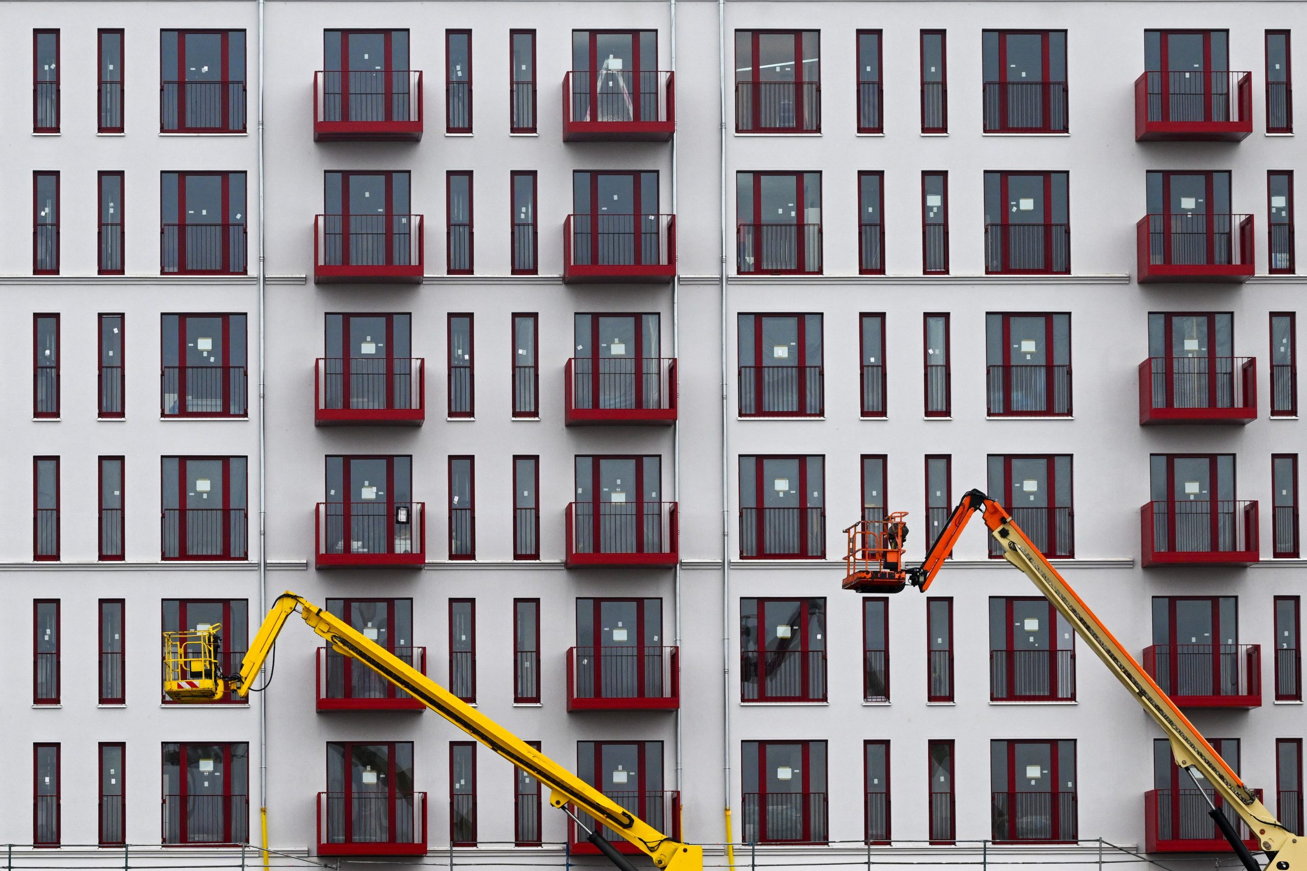 the-european-country-with-the-highest-number-of-renters-looks-for-a-solution-to-the-housing-shortage