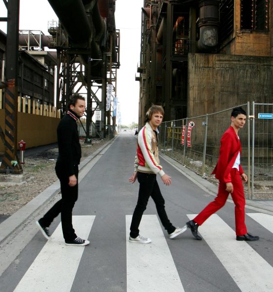 the-mystery-of-muse:-if-almost-no-one-likes-them,-why-do-so-many-people-go-to-their-concerts?