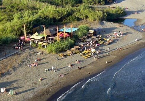 shooting-near-estepona-beach-bar-–-man-rushed-to-marbella-hospital-after-being-hit-twice