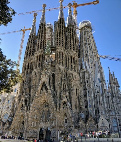 in-the-footsteps-of-god’s-architect:-a-journey-through-gaudi’s-masterpieces-in-barcelona
