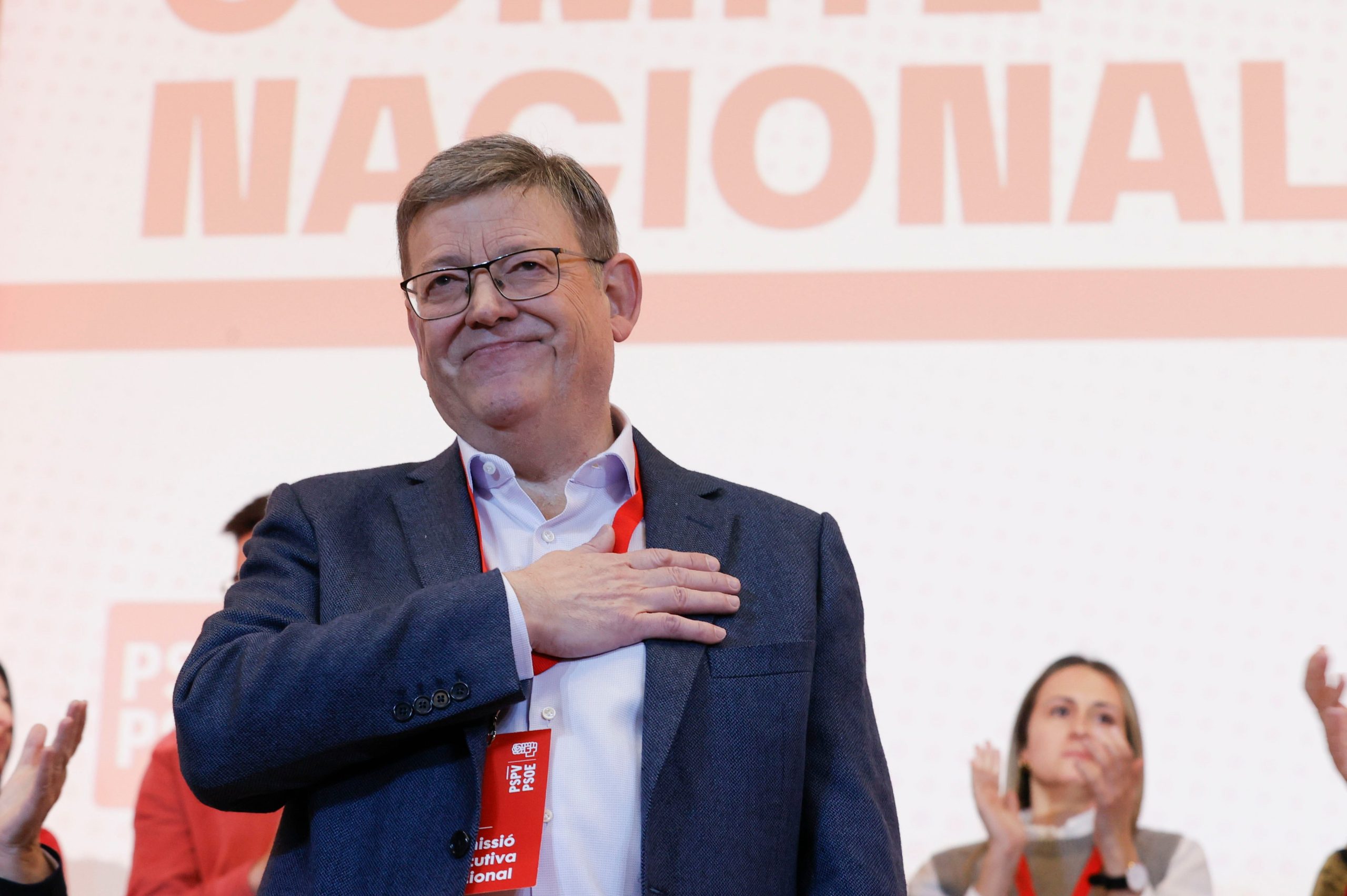 ximo-puig-ficha-al-sobrino-de-su-pareja,-la-exconsejera-gabriela-bravo,-como-conductor-de-su-coche-de-expresidente