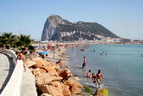 spanish-tradesmen-threatened-with-e3,500-fines-for-crossing-into-gibraltar-to-work-without-correct-permits