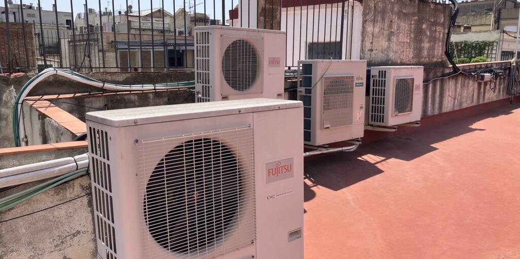how to reduce aircon running costs in Spain