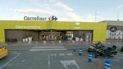 man-arrested-for-murdering-estranged-wife-inside-shoe-repair-shop-at-hypermarket-in-spain