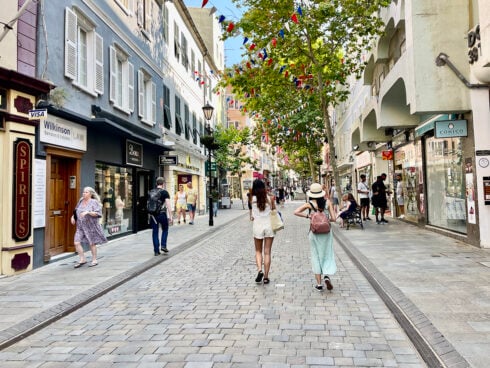 gibraltar-claims-that-sales-are-rocketing-since-border-opening-–-but-small-business-owners-disagree