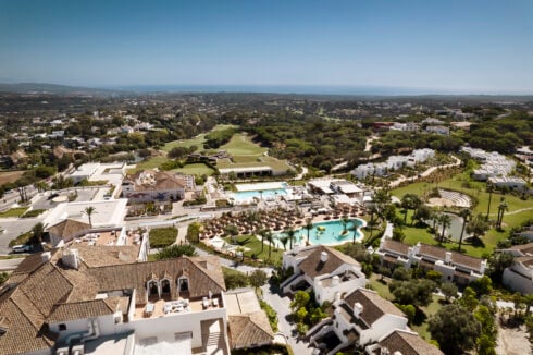 from-the-archives:-with-names-like-domecq,-cartier-and-oppenheimer-in-the-mix,-no-wonder-sotogrande-in-spain-is-the-mediterranean-playground-of-the-rich-and-famous