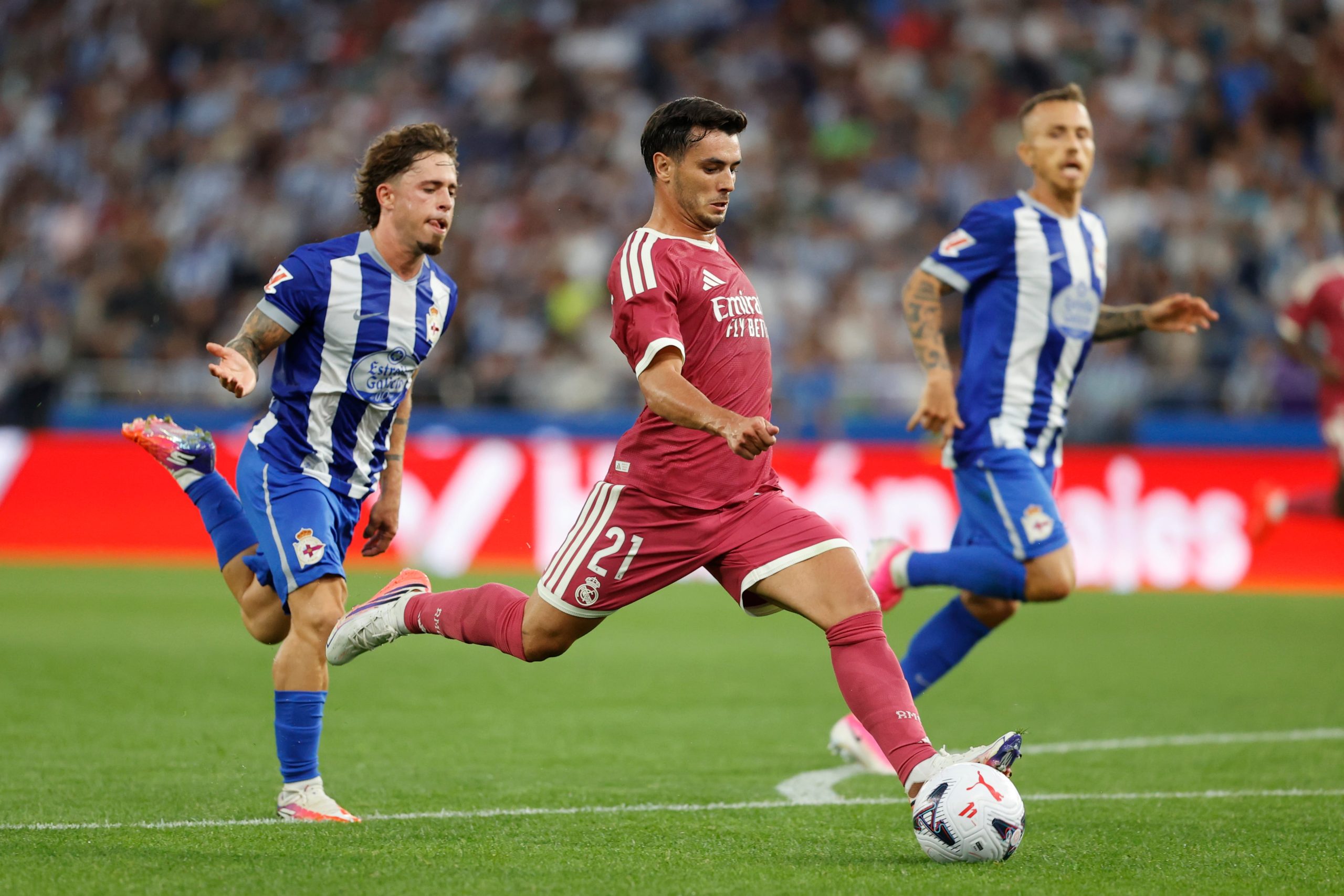 un-truco-de-brahim-le-da-el-triunfo-al-madrid-en-el-teresa-herrera