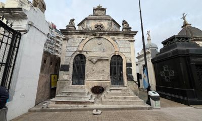 from-aristocratic-vault-to-cafe:-buenos-aires-tenders-old-tombs-at-la-recoleta-cemetery