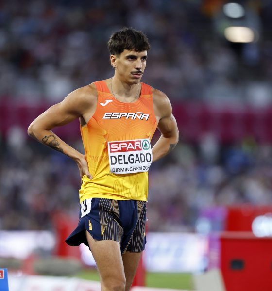 delgado-siente-que-deja-escapar-una-medalla-en-los-400m-vallas