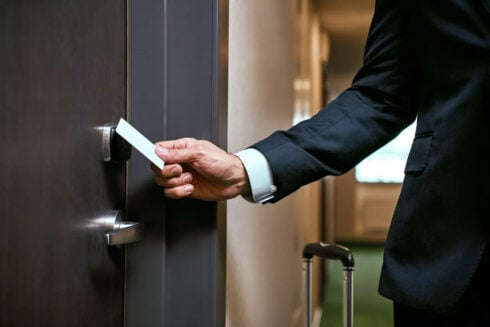 british-tourist-among-slew-of-hotel-guests-robbed-by-crooked-employee-using-room-key-cards-in-spain’s-mallorca