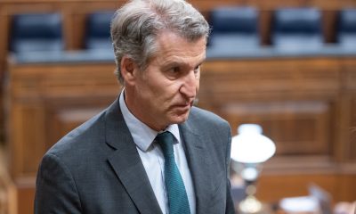feijoo-carga-contra-puente-por-“senalar-a-la-corona”-y-lo-tacha-de-“tabernario”