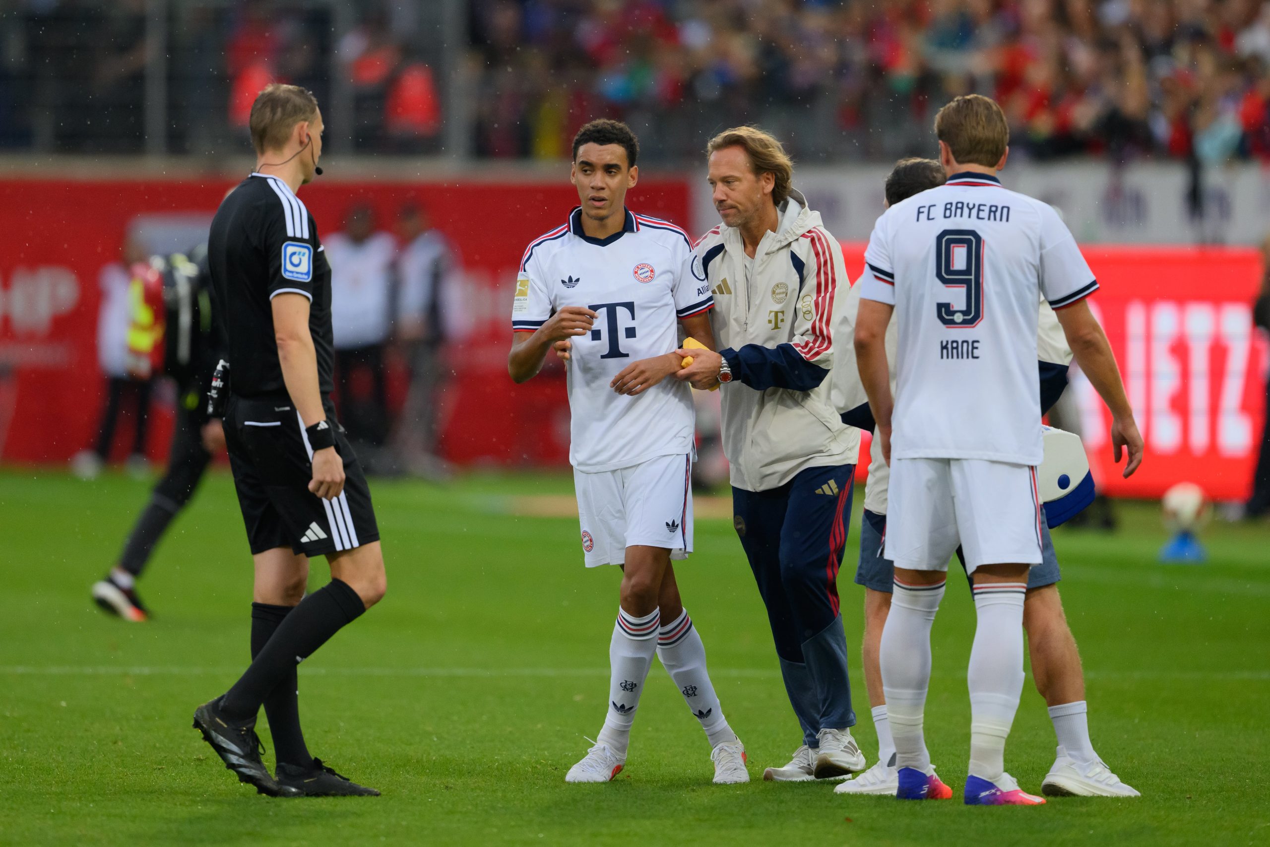 musiala-se-vuelve-a-desplomar-en-un-partido-con-el-bayern-de-munich