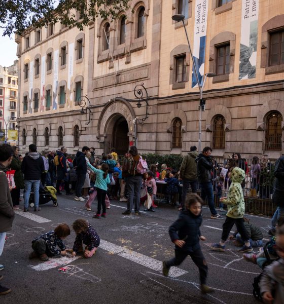 la-contaminacion-por-el-trafico-en-torno-a-las-escuelas-de-barcelona-se-ha-reducido-un-40%