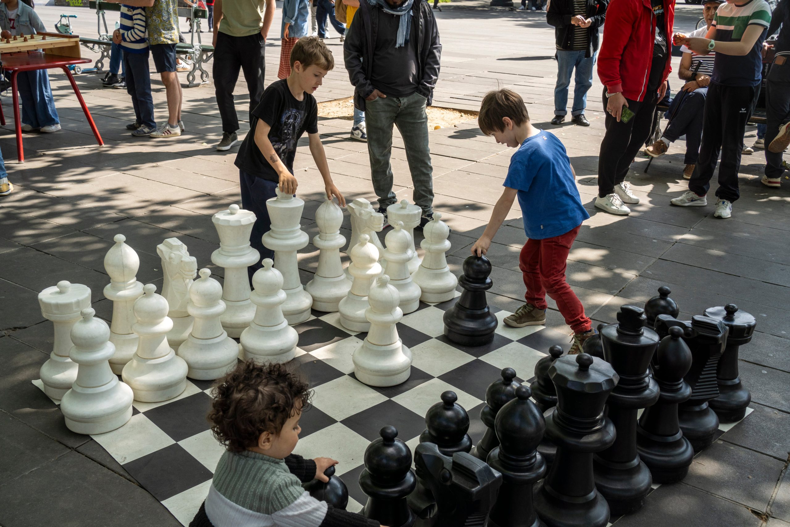 why-chess-still-fascinates-us:-the-game-that-teaches-us-to-think-in-an-age-that-thinks-less-and-less