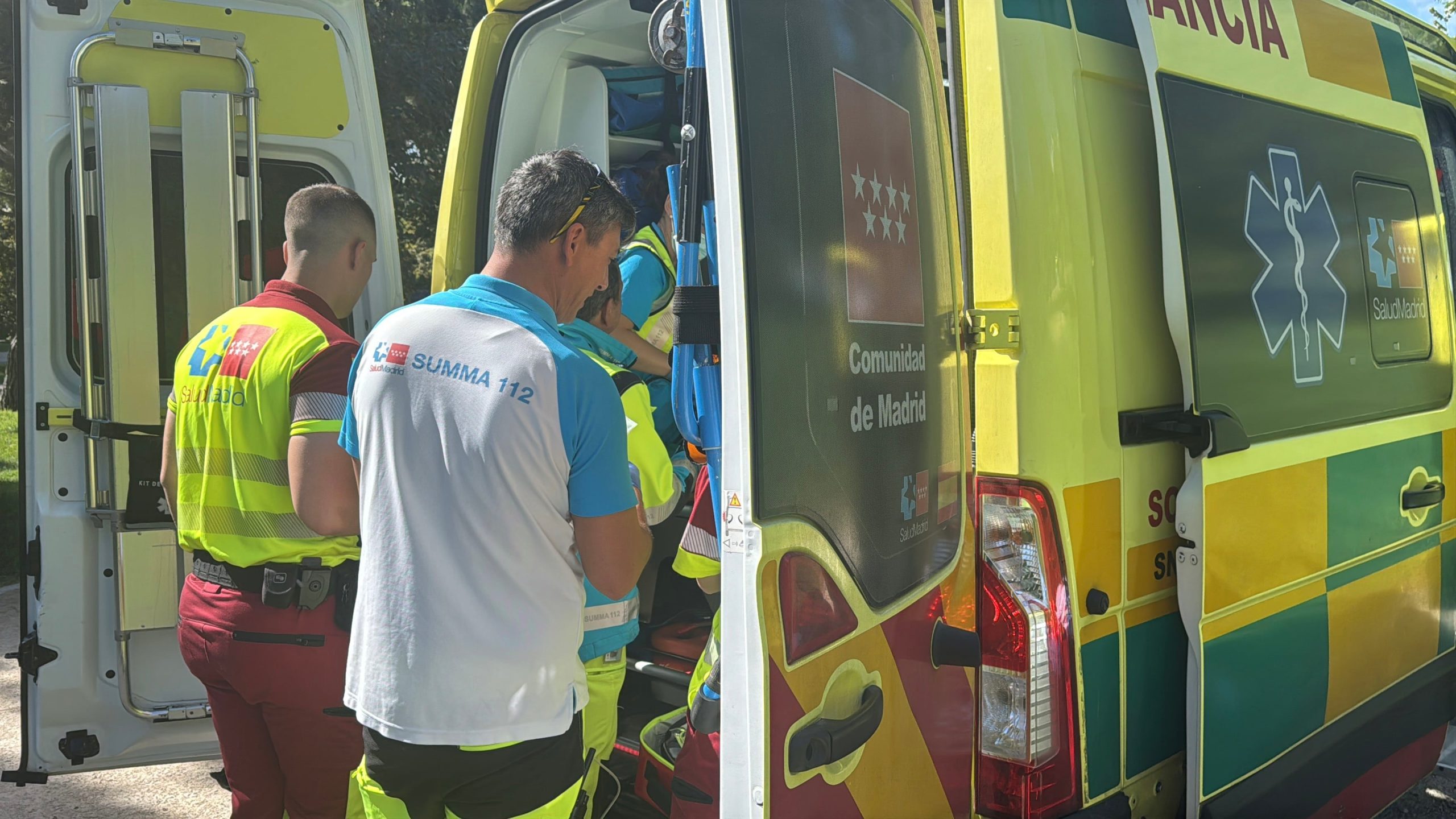 muere-un-trabajador-al-volcar-la-maquina-que-manejaba-en-el-parque-de-enrique-tierno-galvan-de-madrid
