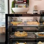free-cheesecake-alert:-1,000-portions-up-for-grabs-as-la-cheesequeria-lands-in-marbella