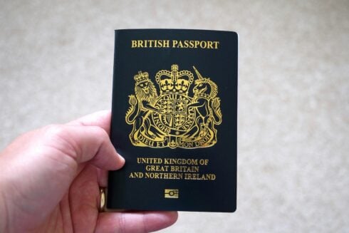 british-residents-in-spain-left-baffled-by-new-ees-border-system-and-unsure-which-gates-to-use,-survey-reveals
