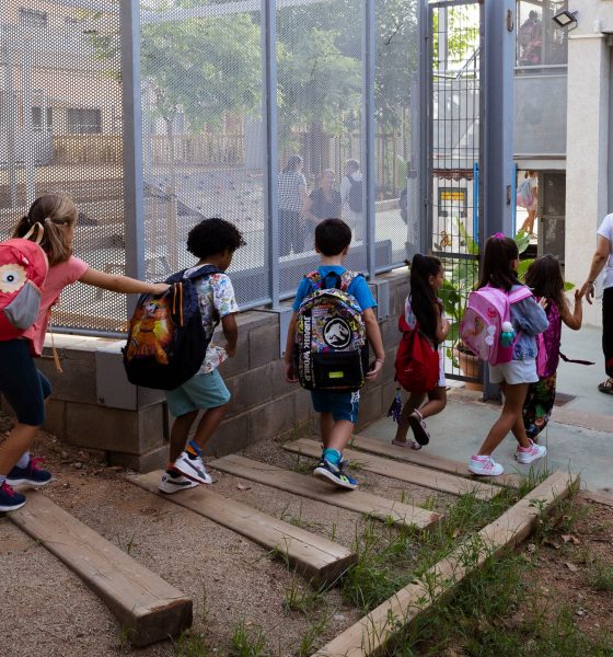 calendario-escolar-2026-2027-en-espana:-inicio-de-curso,-festivos-y-vacaciones-en-cada-comunidad