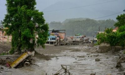 four-spaniards-and-dozens-of-brits-missing-after-hundreds-killed-in-devastating-nepal-flash-floods