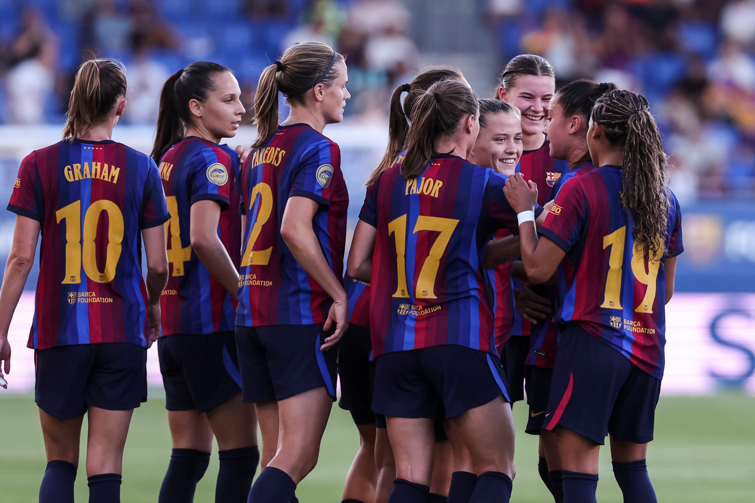 el-barca-inaugura-su-andadura-en-la-liga-f-con-una-goleada-al-tenerife