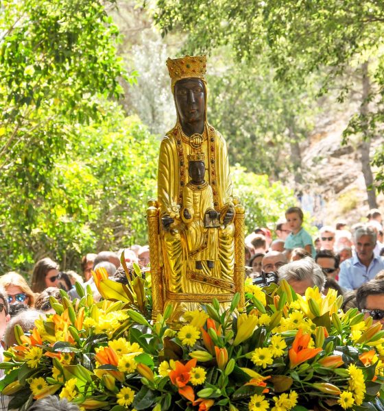 el-obispo-de-barbastro-denuncia-que-el-opus-dei-retiene-ilegalmente-la-talla-del-siglo-xi-de-la-virgen-de-torreciudad