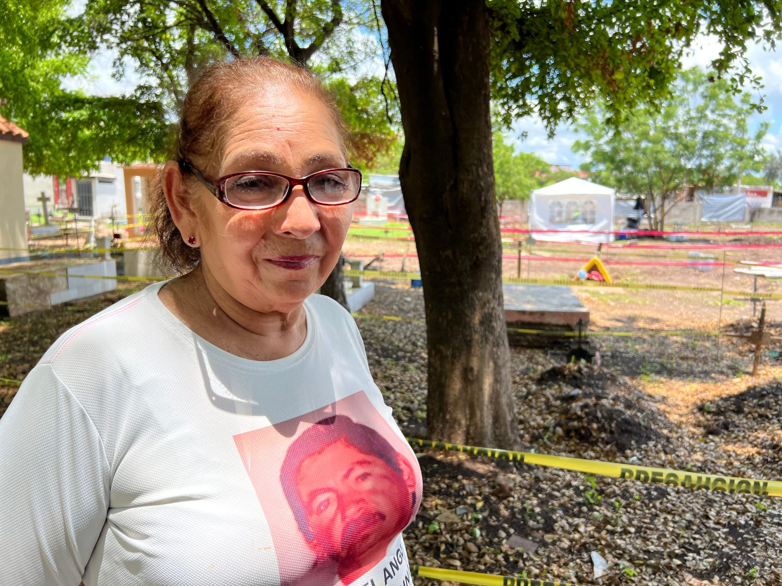 mexican-searcher-for-the-disappeared-survives-attack-in-sinaloa:-‘they-wanted-to-kill-me’