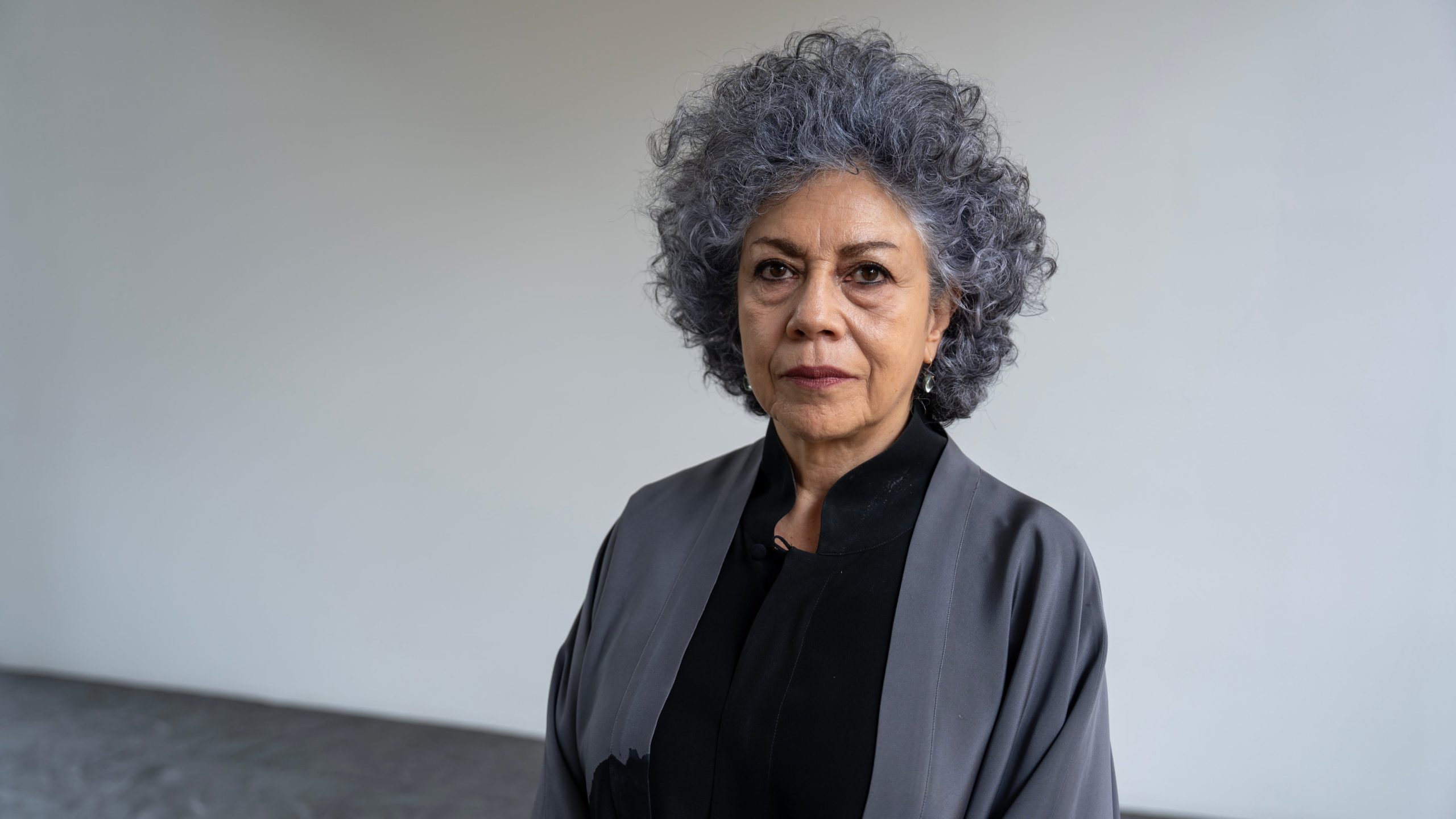 doris-salcedo,-the-artist-who-melted-the-farc’s-weapons:-‘goya-strips-war-of-its-heroic-character’