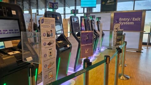 experts-warn-of-longer-airport-queues-as-major-change-to-the-eu’s-controversial-ees-system-begins-next-week