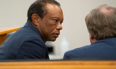 tiger-woods-se-queda-sin-carnet-de-conducir-durante-cinco-anos-tras-volcar-su-coche-contra-un-camion-el-pasado-marzo
