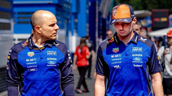 max-verstappen-works-with-new-race-engineer-at-italian-grand-prix