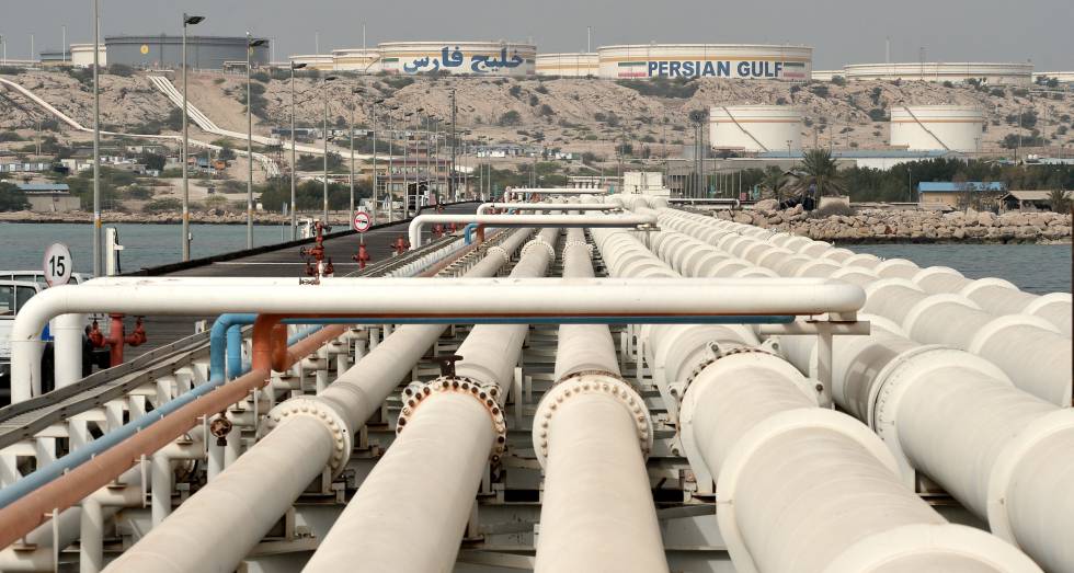 estados-unidos-bombardea-tres-petroleros-iranies,-uno-de-ellos-cerca-de-la-estrategica-isla-de-jarg,-en-respuesta-a-ataques-de-teheran
