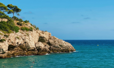 british-holidaymaker-becomes-latest-drowning-victim-on-catalunya’s-beaches-after-‘drunkenly-leaping-off-ferry-to-swim-to-beach-bar’