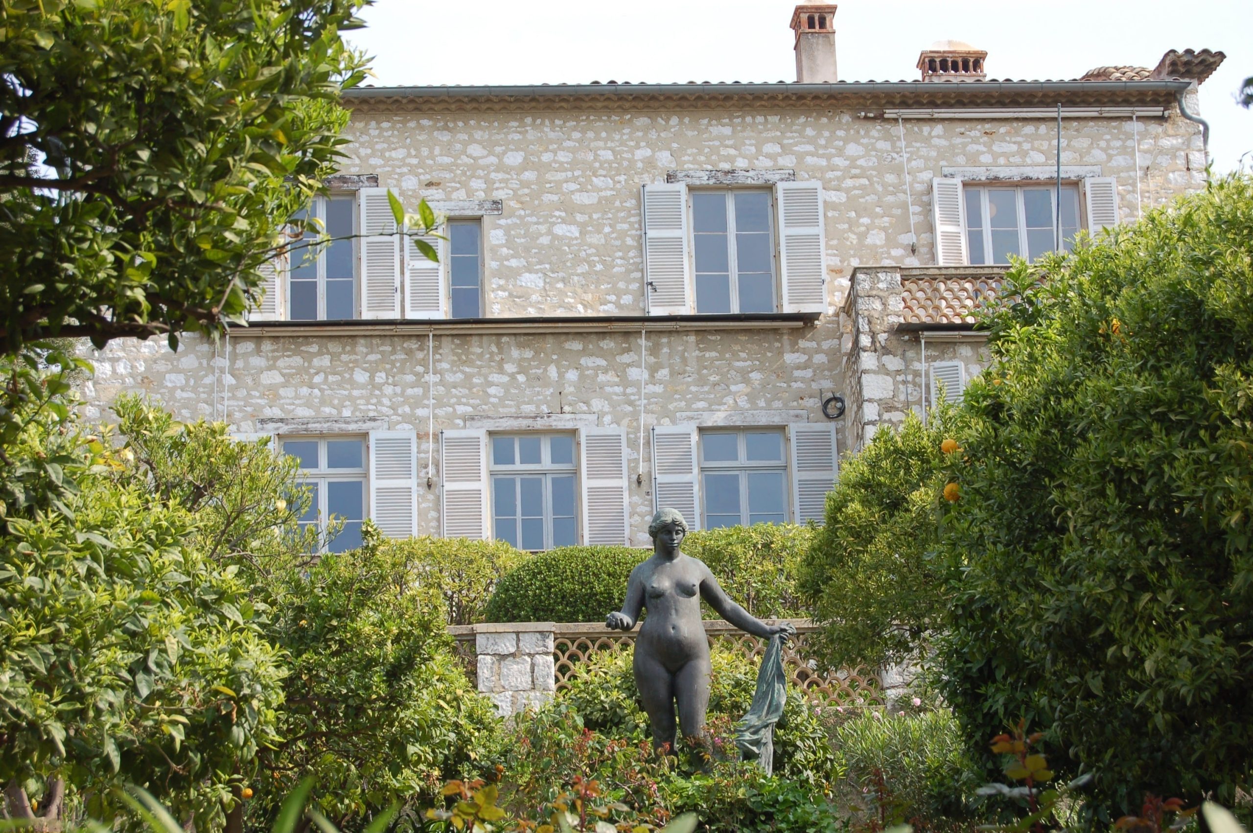 robados-cuatro-cuadros-valorados-en-nueve-millones-de-euros-del-museo-renoir-en-francia