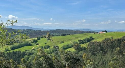 spain’s-green-northern-coast-becomes-‘cool-cation’-refuge-as-tourists-flee-scorching-southern-summers