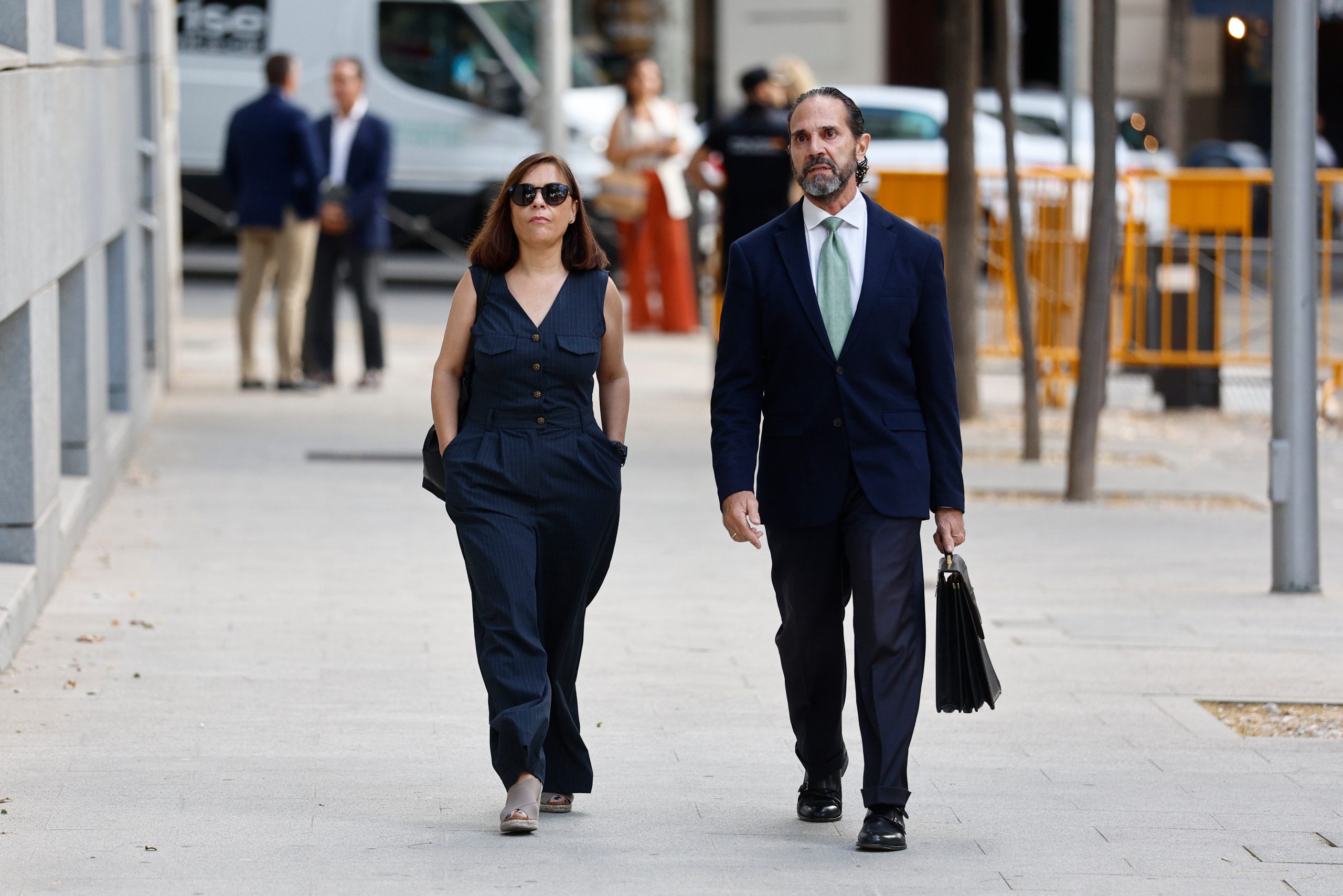 la-gerente-del-psoe-descarga-en-cerdan-la-responsabilidad-de-los-encargos-a-los-imputados-en-el-‘caso-leire-diez’