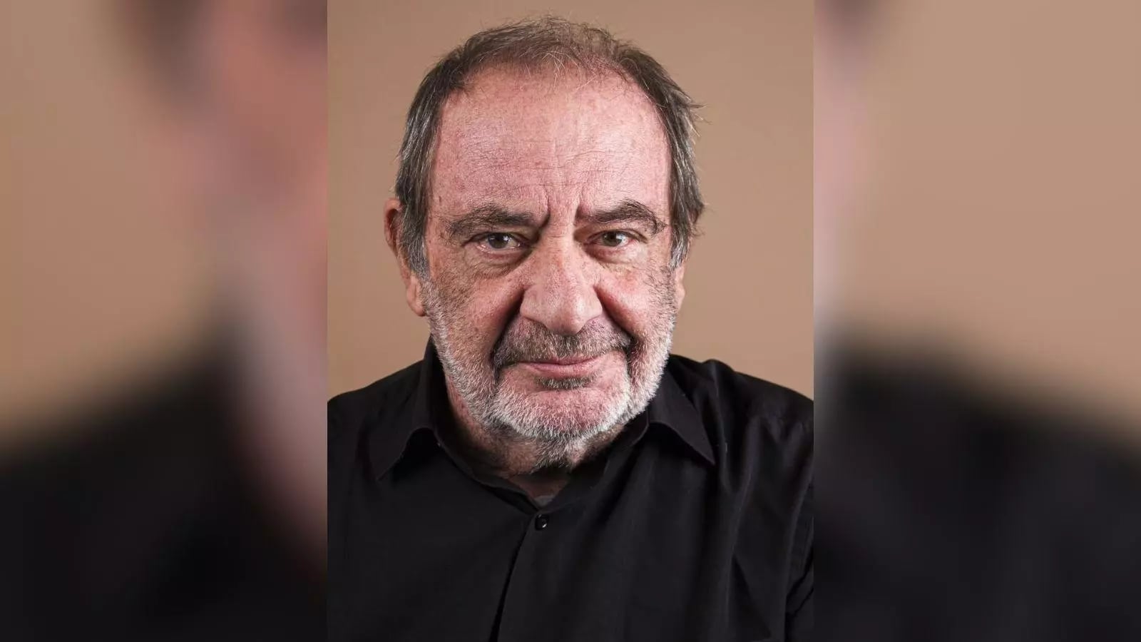 fallece-a-los-73-anos-el-irreductible-actor,-director,-dramaturgo-y-poeta-catalan-manel-dueso