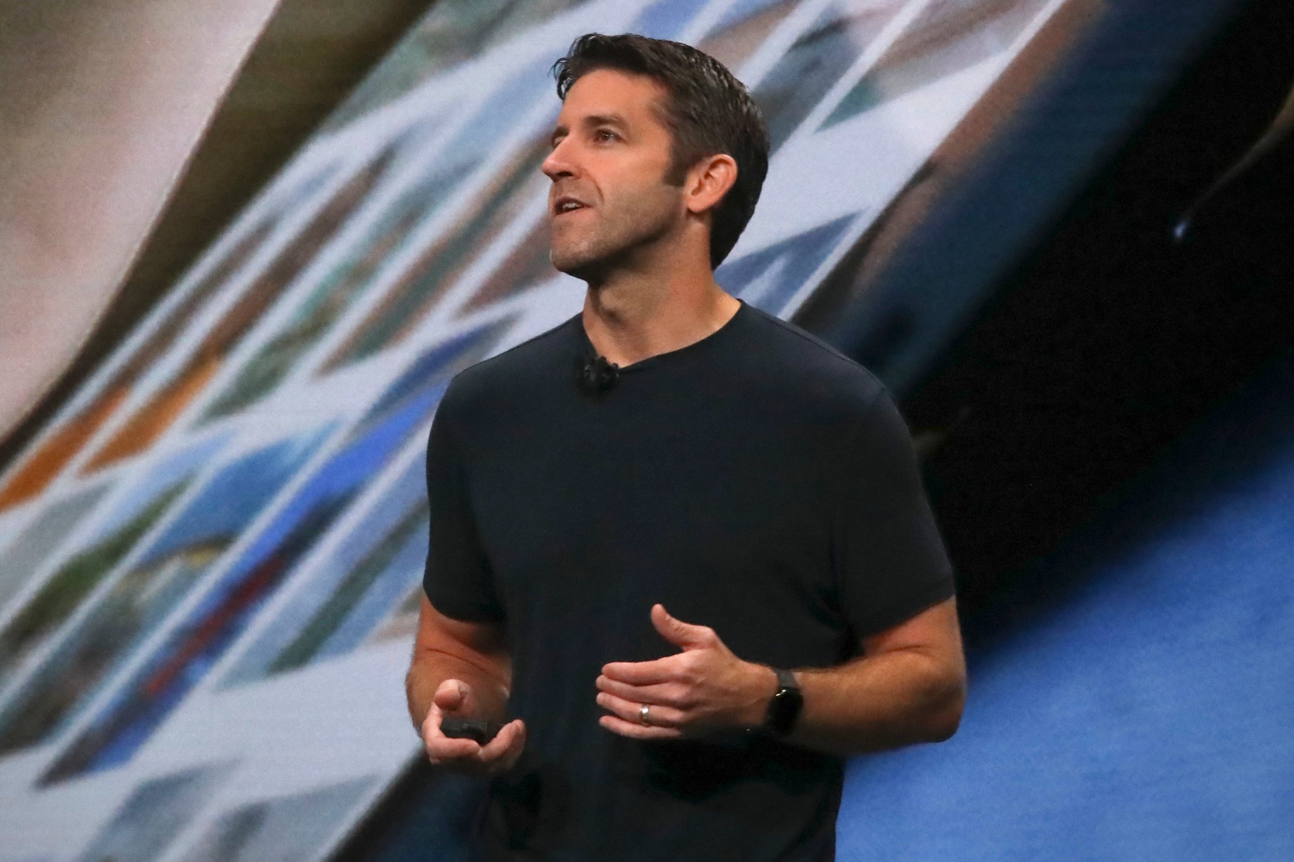john-ternus,-the-hardware-man-who-will-steer-apple-in-the-ai-era