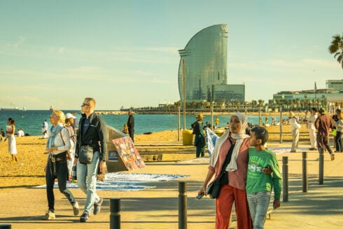 barcelona’s-changing-demographics-in-the-21st-century:-two-thirds-of-early-30s-were-born-abroad-while-foreign-population-increases-seven-fold