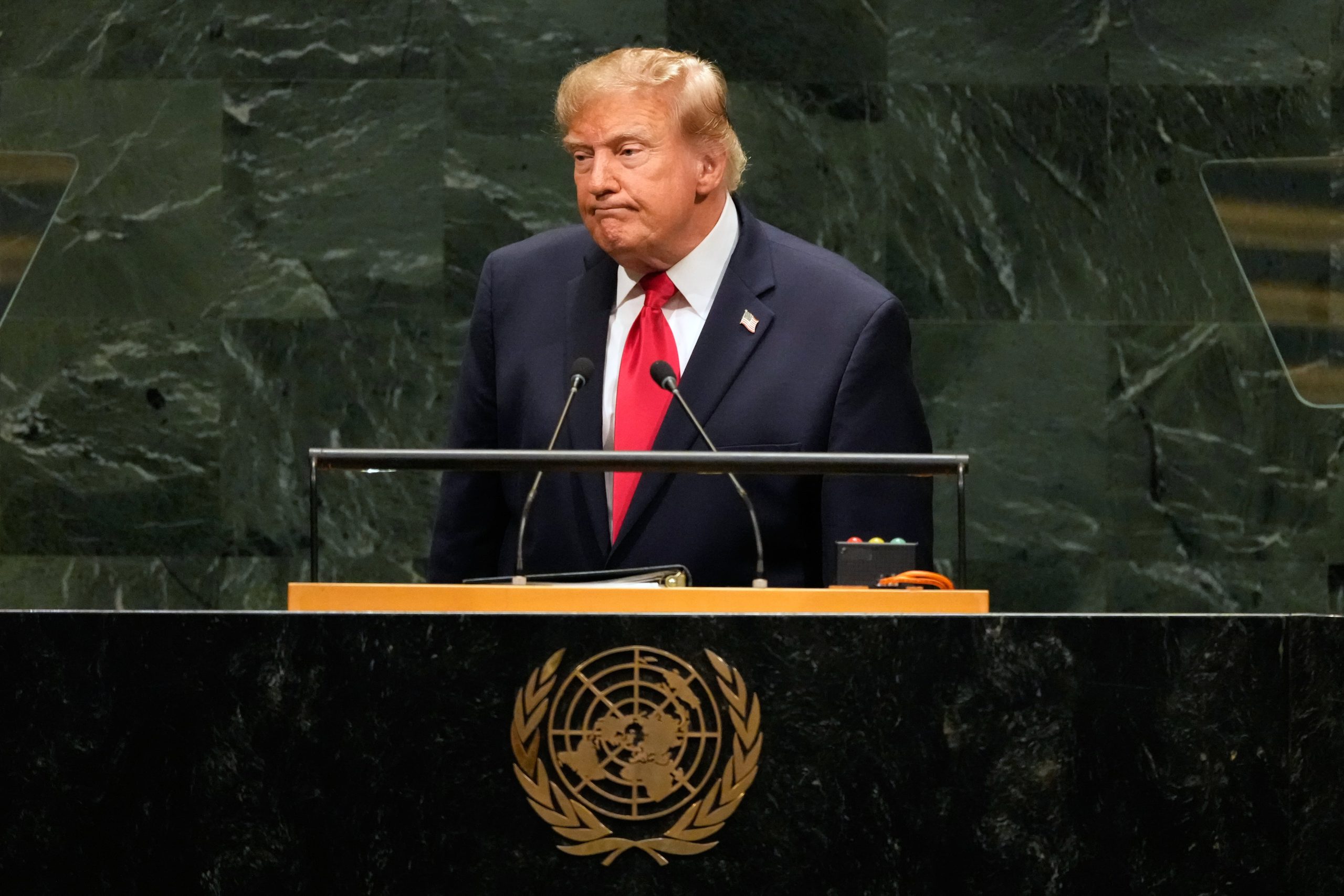 trump-firma-el-acuerdo-de-seguridad-con-dinamarca-y-groenlandia