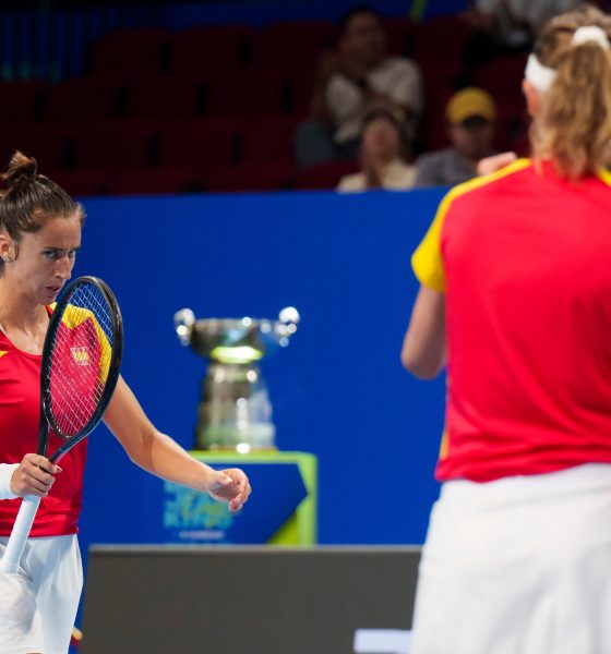 y-ahora-si,-espana-vuelve-a-las-semifinales-de-la-bjkc-18-anos-despues-y-acaba-con-la-negacion